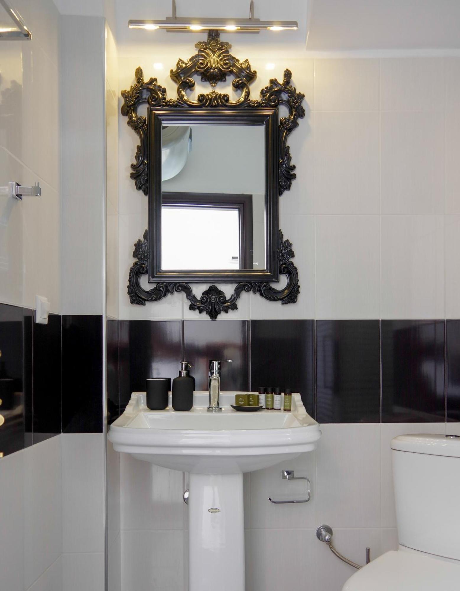 Megaron Apartment Ermoupoli Bagian luar foto