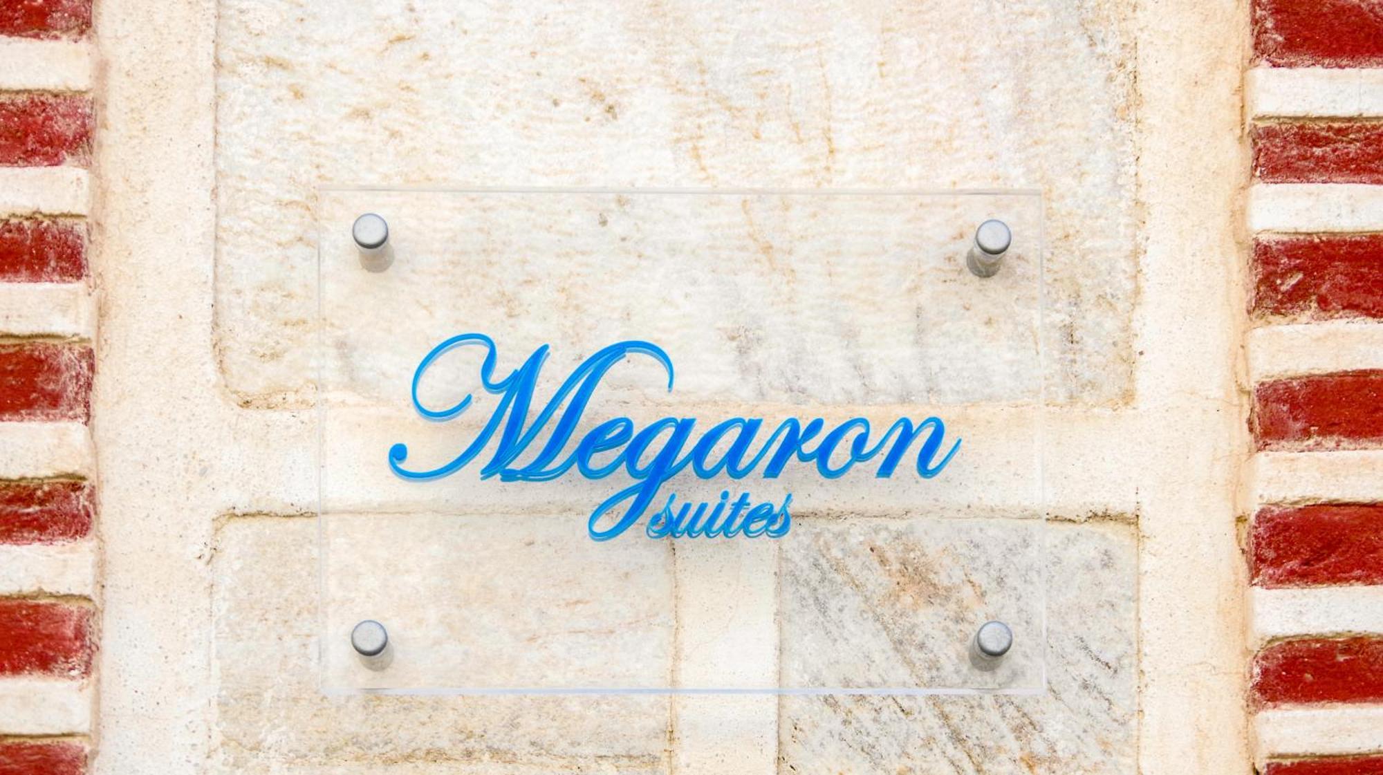Megaron Apartment Ermoupoli Bagian luar foto