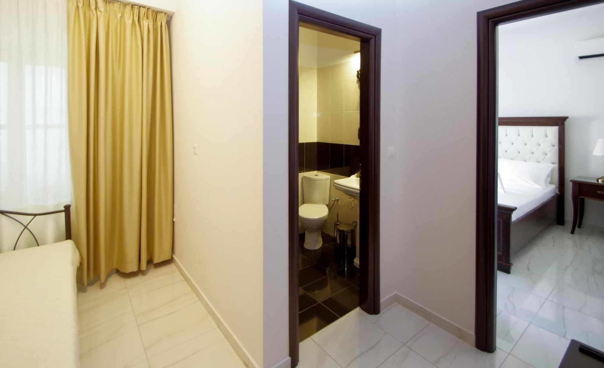 Megaron Apartment Ermoupoli Bagian luar foto